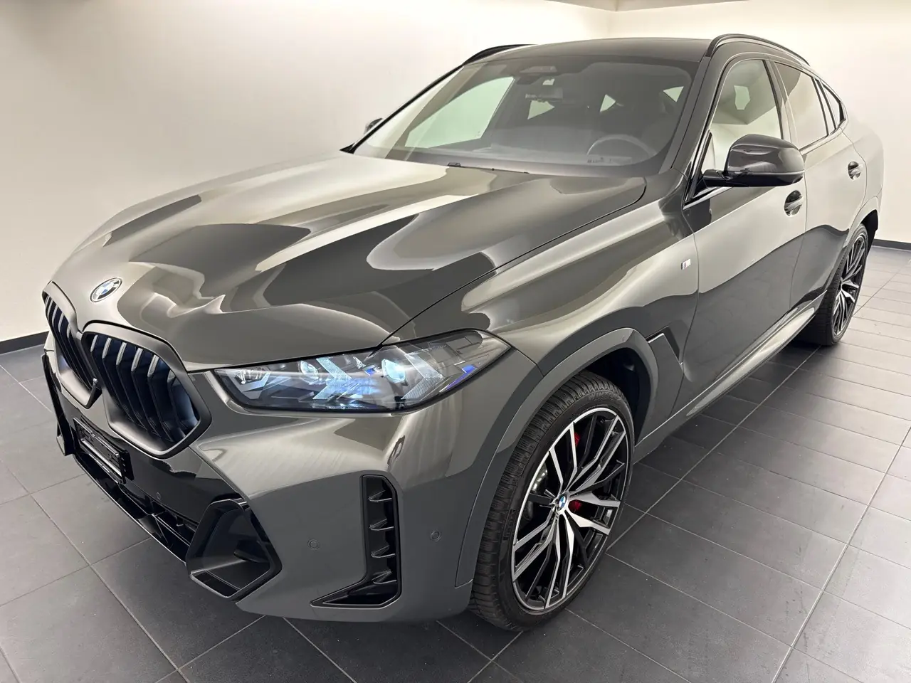 BMW X6 xDrive 40d MSportPro — SUV Coupé Diesel MHEV, 8000 km, équipement premium