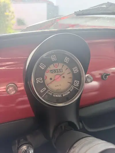 Fiat 500 R 1973 — L'icône italienne au charme rétro authentique — Miniatura 8