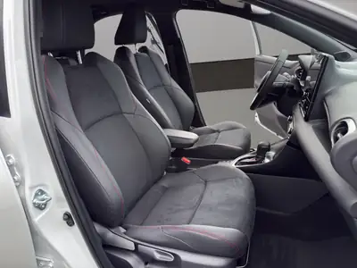 Toyota Yaris 1.5 GR Sport e-CVT — Citadine hybride neuve avec garantie 10 ans — Miniatura 17