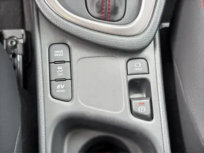 Toyota Yaris 1.5 GR Sport e-CVT — Citadine hybride neuve avec garantie 10 ans — Miniatura 26
