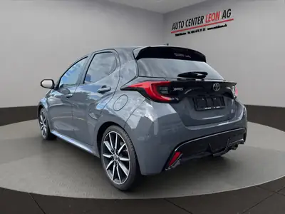 Toyota Yaris 1.5 GR Sport e-CVT — Citycar hybride neuf, technologie et garantie premium — interni