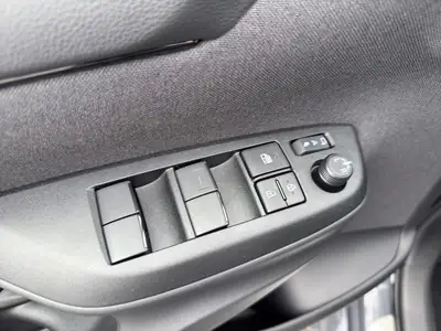 Toyota Yaris 1.5 GR Sport e-CVT — Citycar hybride neuf, technologie et garantie premium — Miniatura 19