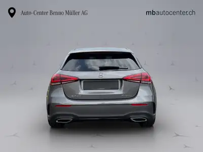 Mercedes-Benz Classe A 220 AMG Line — Berline sportive, transmission semi-automatique, 98'000 km — interni