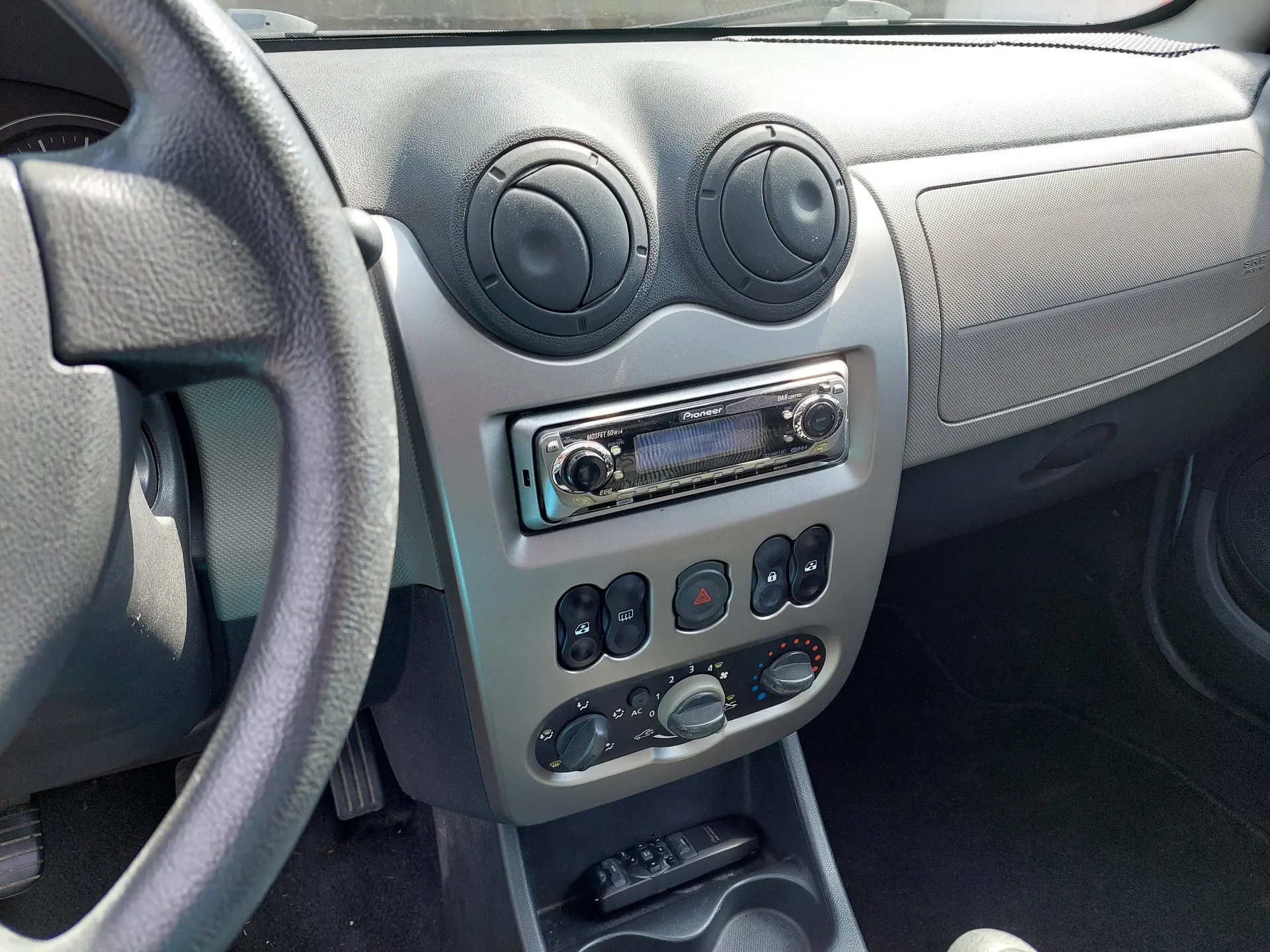 Dacia Sandero 2010 occasion Yens — 2