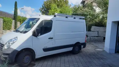 Renault Master 2.3 dCi — Utilitaire compact robuste, 145 000 km, sans sinistre — side view