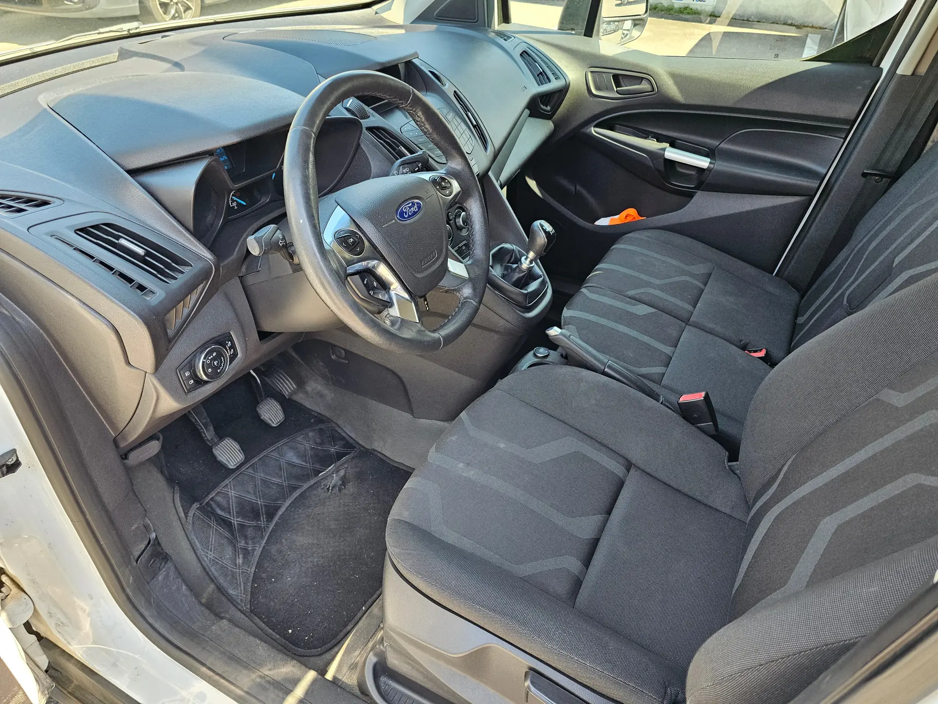 Ford Transit Connect 2015 occasion Wetzikon — 4
