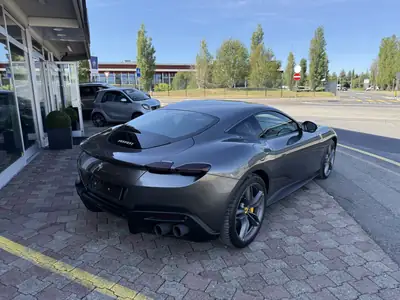 Ferrari Roma 3.9 V8 T — Coupé sport italien 620 ch, 7700 km seulement — Detail