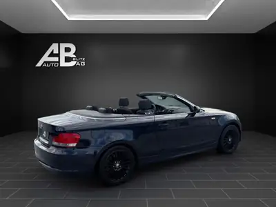 BMW 118i Cabrio Steptronic — Décapotable élégante, moteur moderne et transmission automatique — cruscotto
