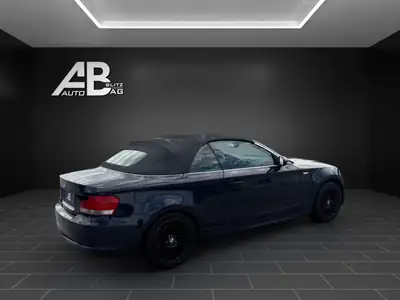 BMW 118i Cabrio Steptronic — Décapotable élégante, moteur moderne et transmission automatique — Miniatura 14