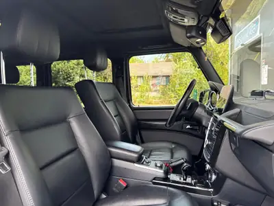 Mercedes-Benz G 500 — Le SUV légende avec 421 ch et toit panoramique — détail