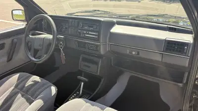 VW Golf GL Mk2 1991 — Berline compacte automatique, moteur RP fiable — Armaturenbrett