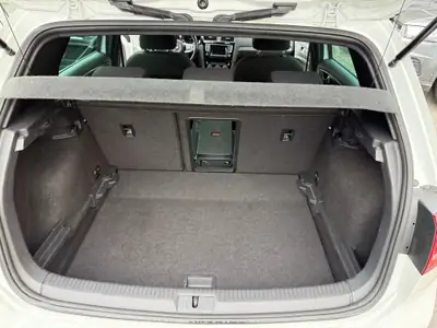 VW Golf 1.2 TSI Lounge R-Line — Compacte fiable, entretien à jour, 138 000 km — Miniatur 13