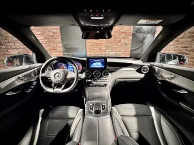 Mercedes-Benz GLC 63 S AMG 4MATIC — Performance 510 ch, sans accident, km certifiés — cruscotto