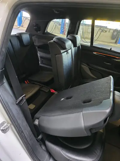 BMW 218 Gran Tourer 218d — Monospace compact diesel, automatique et spacieux — Detail
