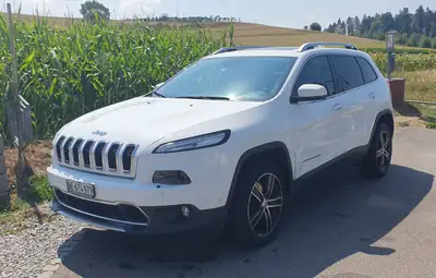 Jeep Cherokee 2.2 CRD 200 Limited AWD — SUV robuste, diesel efficace, sans accident — tableau de bord