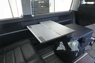 VW T6.1 Multivan — 7 places, 4Motion, spacieux et polyvalent — Miniatur 22