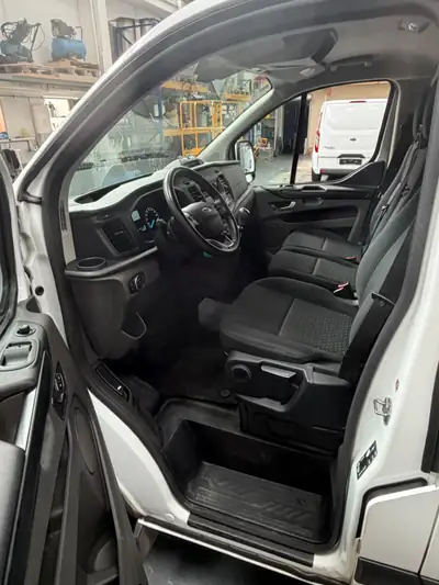 Ford Transit Custom 2.0 TDCi 130 — Utilitaire fiable, 43 000 km seulement — Thumbnail 7