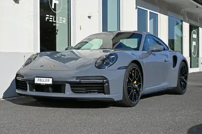 Porsche 911 Turbo S PDK — Superbe coupé haute performance, 9'900 km seulement — Seitenansicht