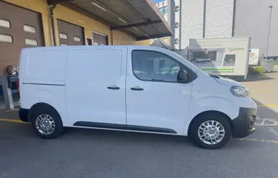 Peugeot Expert 2.0 BlueHDi 140 — Utilitaire premium diesel, 44 488 km seulement — side view