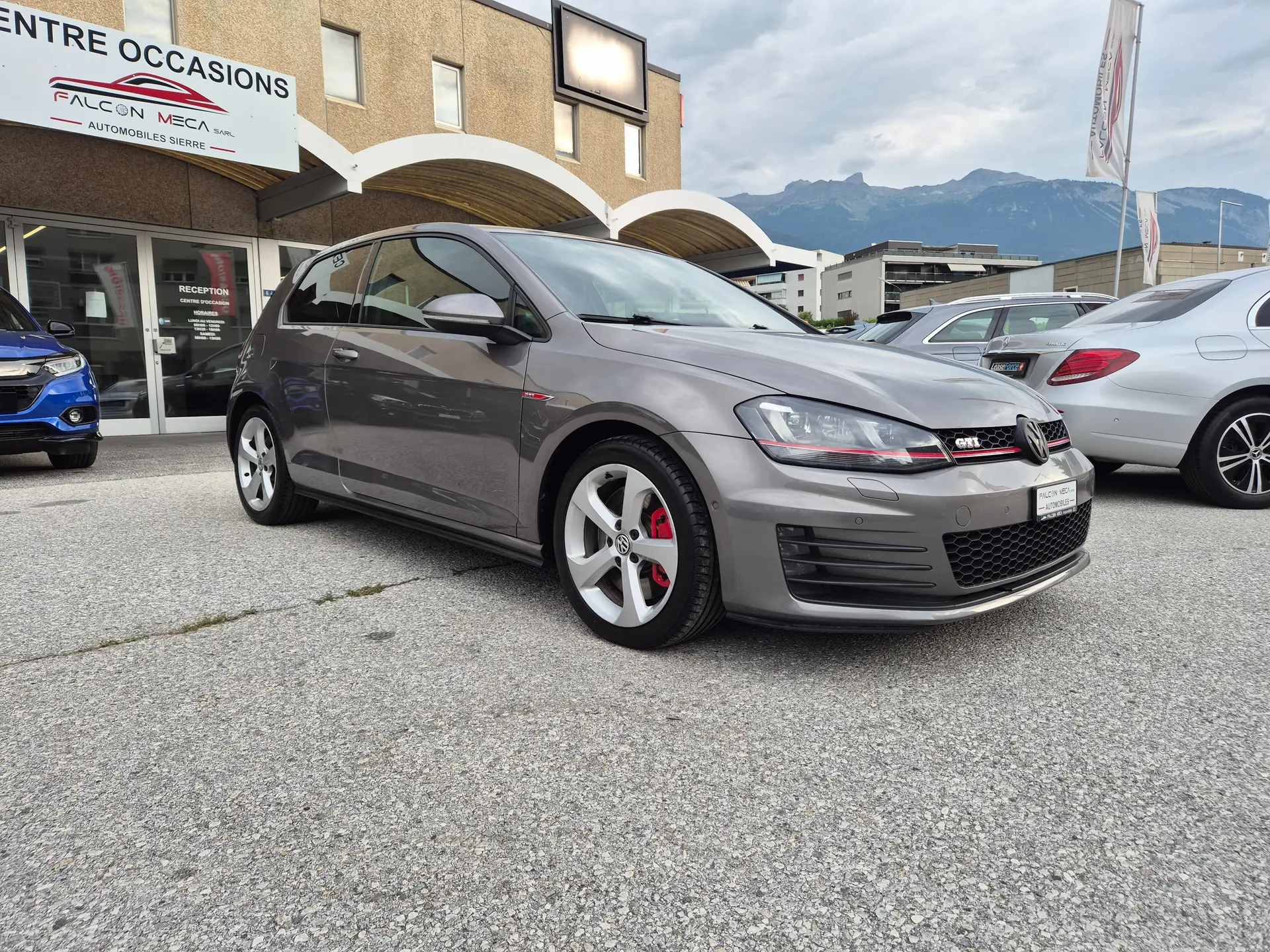 VW Golf 2.0 TSI GTI Performance DSG — Sportive affirmée, 230 ch dynamiques