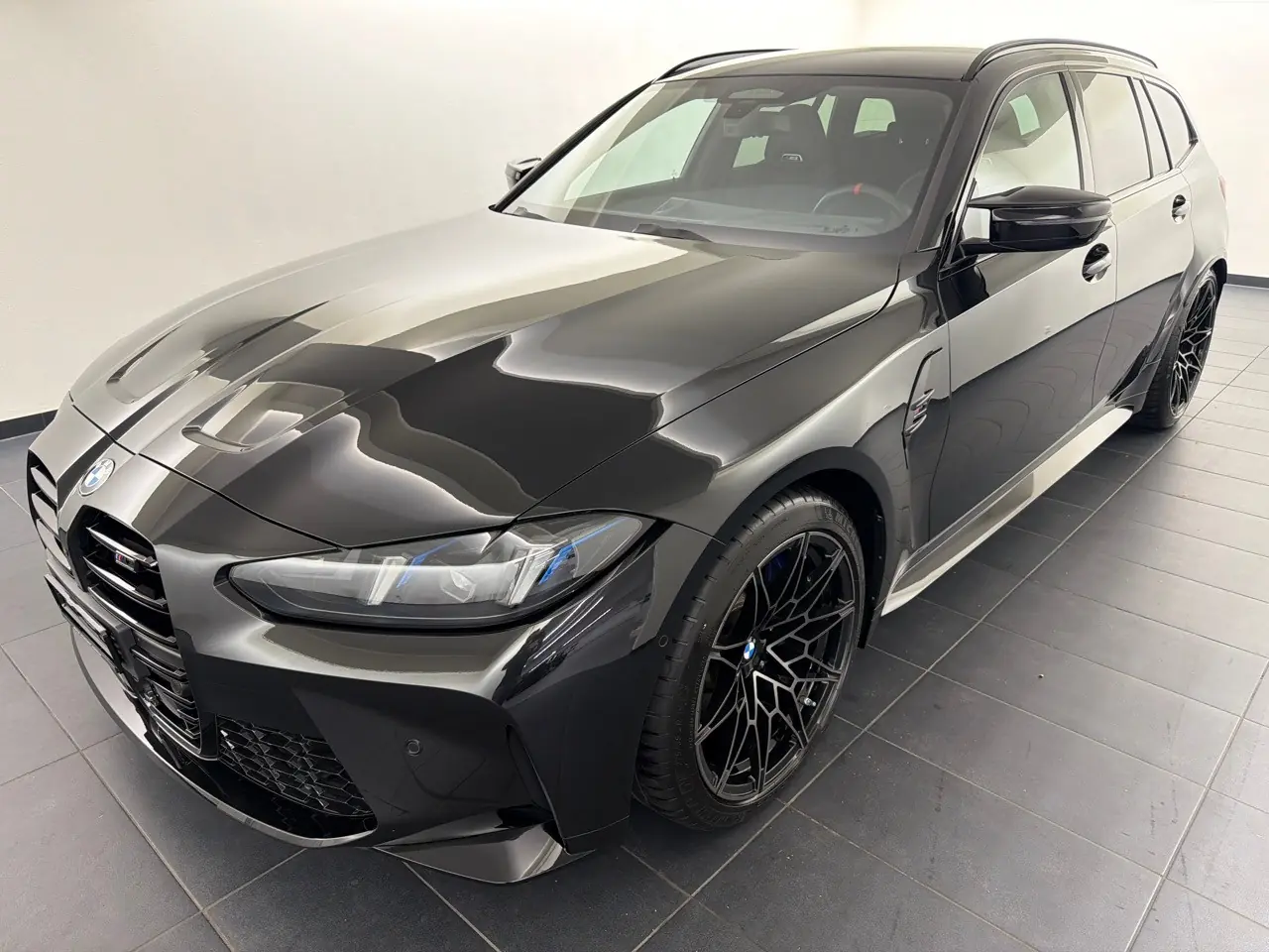 BMW M3 Touring xDrive Competition M 2025 — 530 ch, break haute performance, garantie constructeur