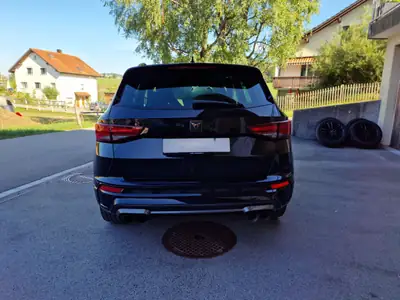 CUPRA Ateca 2.0 TSI 300 PS 4Drive — SUV sportif avec échappement AKRAPOVIČ et toit panoramique — cruscotto