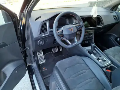 CUPRA Ateca 2.0 TSI 300 PS 4Drive — SUV sportif avec échappement AKRAPOVIČ et toit panoramique — Miniatura 8