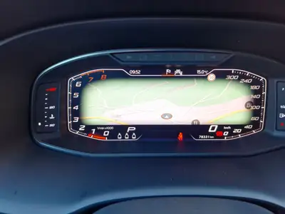 CUPRA Ateca 2.0 TSI 300 PS 4Drive — SUV sportif avec échappement AKRAPOVIČ et toit panoramique — Miniatura 10
