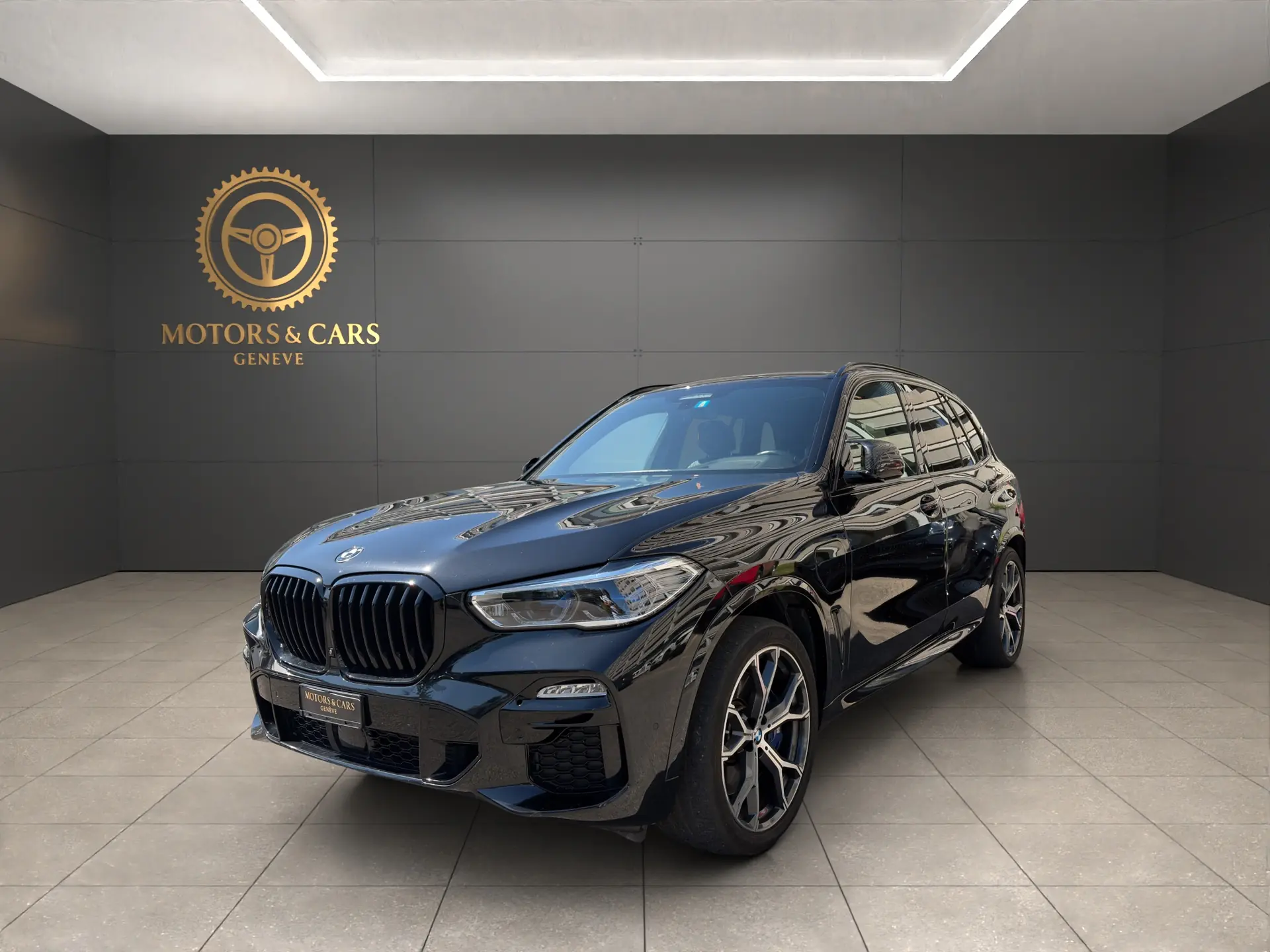 BMW X5 xDrive45e St.Moritz Limited Edition — Hybride rechargeable premium, 70 000 km seulement