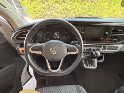 VW T6.1 Beach Liberty Spirit — Monospace diesel performant, 120'000 km, transmission DSG — Miniatur 9