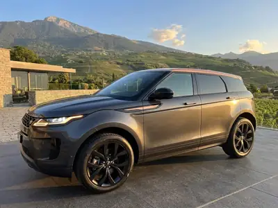Range Rover Evoque 1.5 T 300e — Hybride rechargeable premium, 115 000 km — Außenansicht