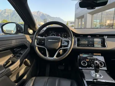 Range Rover Evoque 1.5 T 300e — Hybride rechargeable premium, 115 000 km — Innenraum
