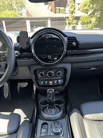 MINI Clubman 2.0i John Cooper Works ALL4 — Sportive compacte, transmission automatique, traction intégrale — Miniature 8
