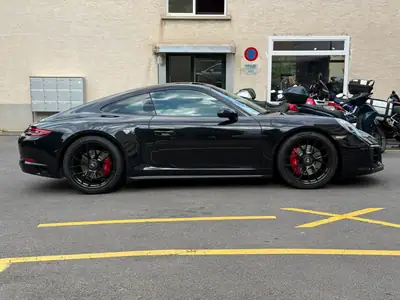 Porsche 911 Carrera 4 GTS PDK — Coupé haute performance, garantie Porsche Approved — intérieur