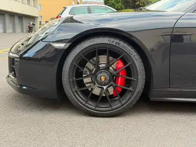 Porsche 911 Carrera 4 GTS PDK — Coupé haute performance, garantie Porsche Approved — Miniature 10