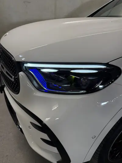 Mercedes-Benz GLC 300 e AMG Line 4matic — Hybride rechargeable haute performance, 13'000 km — Miniature 7