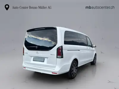 Mercedes-Benz V 250 d Style L — Monospace premium 6 places, diesel efficace et 4MATIC — cruscotto