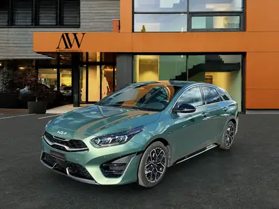 Kia ProCeed 1.5 T-GDi MHEV GT-Line — Break sportif hybride avec 160 ch et technologie avancée — Heckansicht