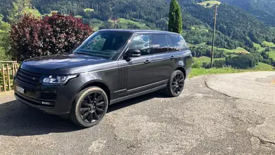 Land Rover Range Rover 4.4 SDV8 Autobiography — Prestige et puissance diesel — vista esterna
