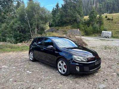 Volkswagen Golf 2.0 TSI GTI — Sportive dynamique, 210 ch et boîte manuelle — arrière