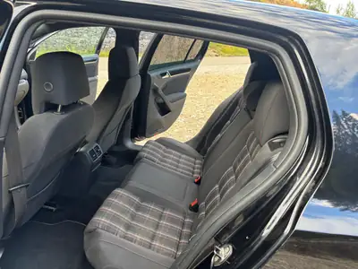 Volkswagen Golf 2.0 TSI GTI — Sportive dynamique, 210 ch et boîte manuelle — détail