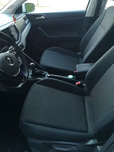 VW Polo 1.0 TSI Trendline — Citadine fiable, 56 000 km seulement, sans accident — Armaturenbrett