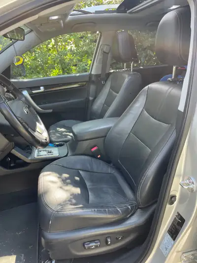 Kia Sorento 2.2 CRDi — SUV 7 places robuste, diesel économique et fiable — Detail