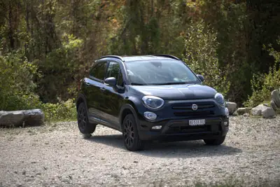 FIAT 500X 1.4 MultiAir City Cross 4x4 — Citadin urbain robuste et économe, 130'000 km — vue extérieure