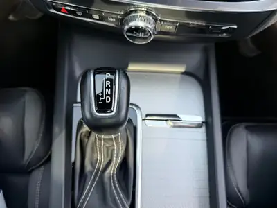 Volvo S60 2.0 T5 R-Design — Berline sportive 250 ch, design suédois premium — Miniatur 11