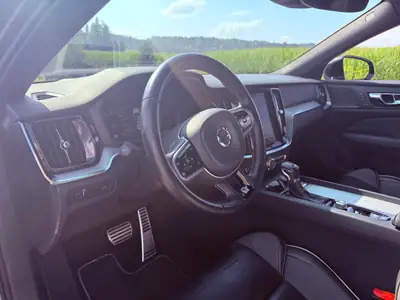 Volvo S60 2.0 T5 R-Design — Berline sportive 250 ch, design suédois premium — Miniatur 14