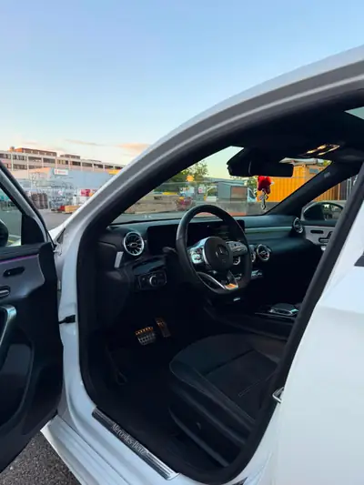Mercedes-Benz Classe A 180 d Edition — Diesel efficace, 128'000 km, design moderne — détail