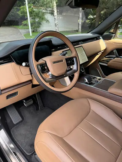 Land Rover Range Rover 4.4 V8 HSE Autobiography — Prestige SUV 530 ch, très peu de kilomètres — Innenraum