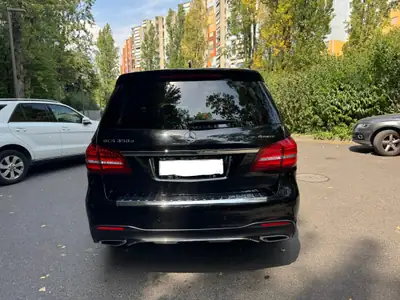 Mercedes-Benz GLS 350 d — SUV 7 places, diesel performant, 132'000 km — Seitenansicht