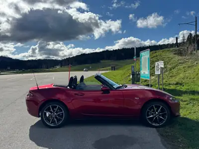 Mazda MX-5 2020 — Cabriolet sportif 184 ch, Soul Red Crystal, 46'700 km — fianco